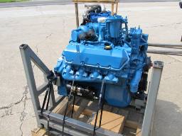 Navistar bus engine