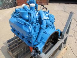 Navistar bus engine